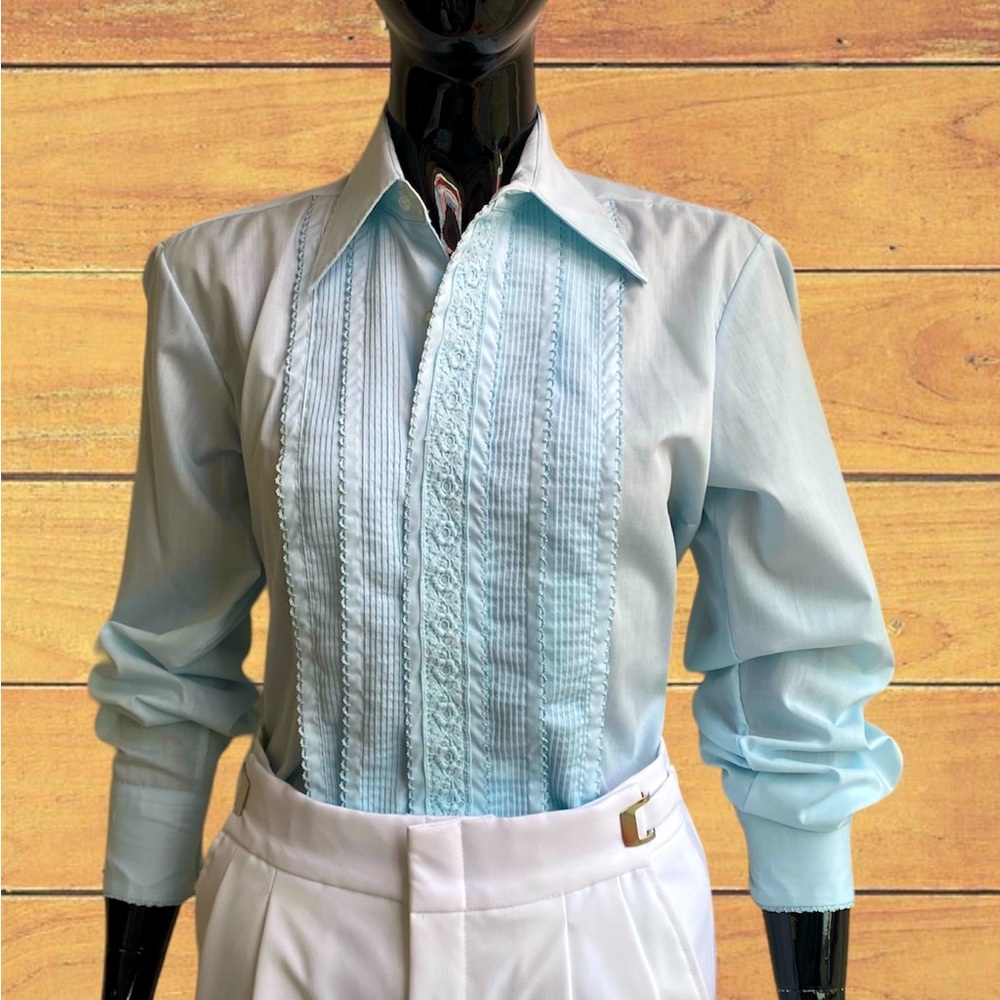 Women’s Light Blue Tuxedo Shirt Size Small-Spring Easter Vintage